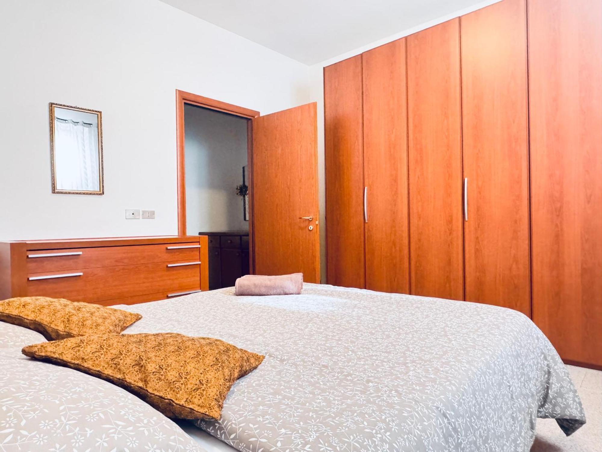 Casa Con Giardino E Accesso Indipendente Apartment Bergamo Bagian luar foto